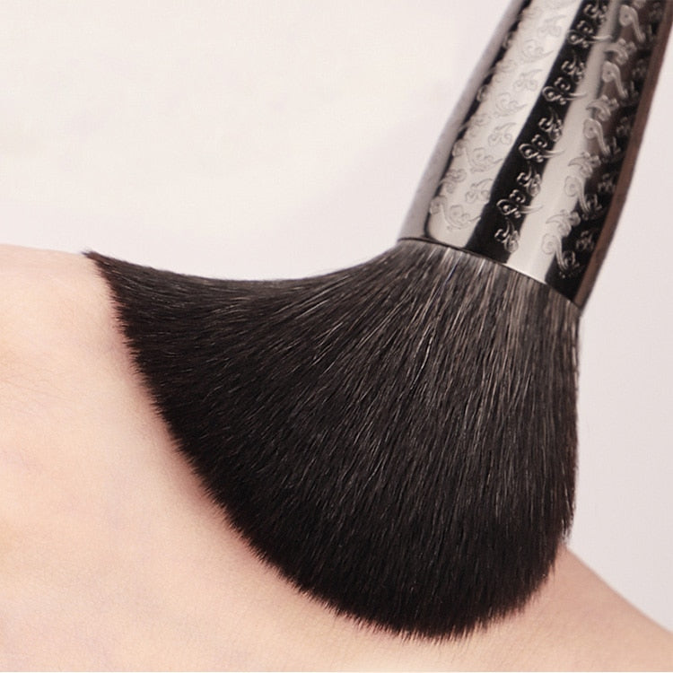 CHICHODO Makeup Brush Carved Ebony  Hair Powder Brush